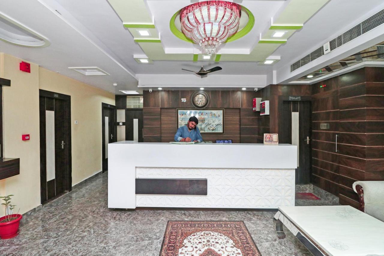 Oyo 15169 Hotel Rk Inn Lucknow Bagian luar foto