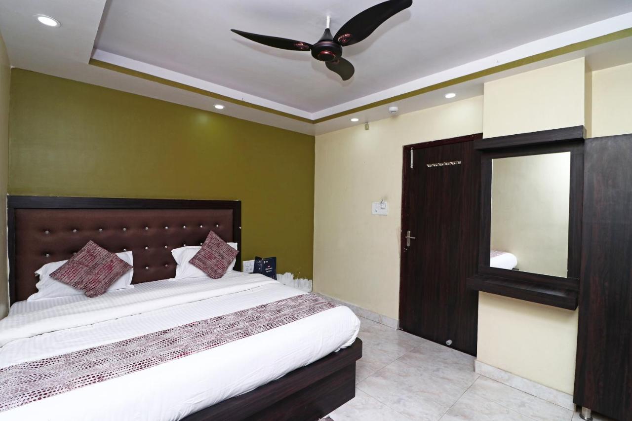 Oyo 15169 Hotel Rk Inn Lucknow Bagian luar foto