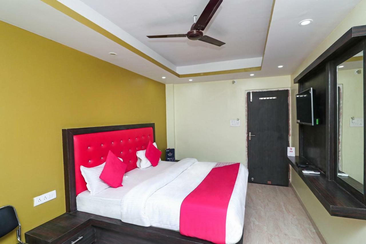 Oyo 15169 Hotel Rk Inn Lucknow Bagian luar foto
