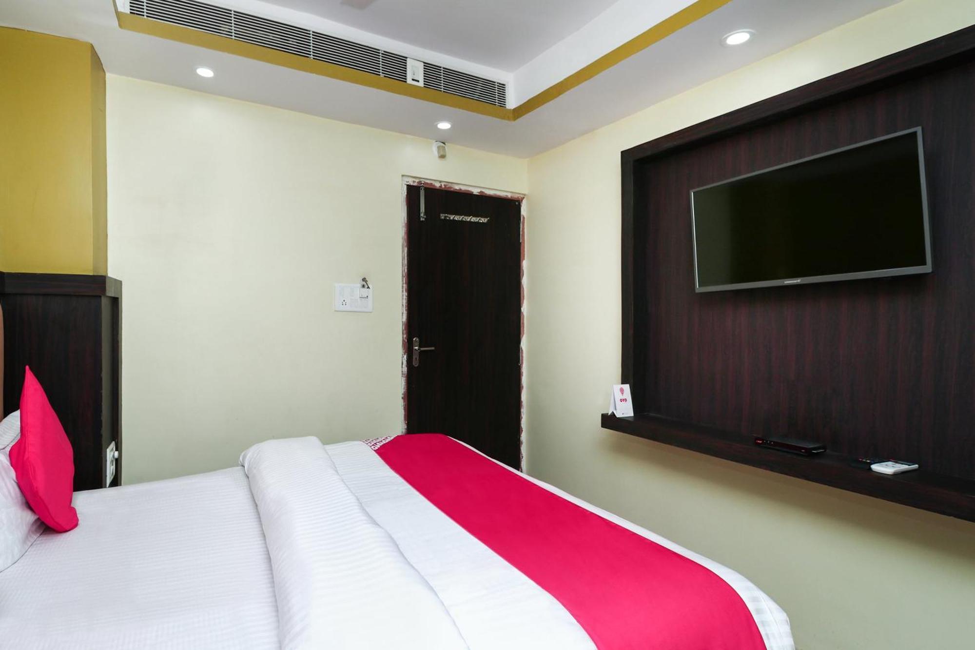 Oyo 15169 Hotel Rk Inn Lucknow Bagian luar foto